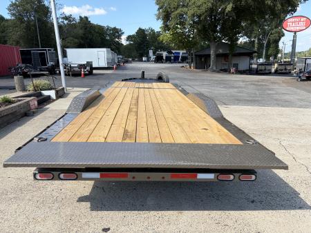 New 2027 Diamond C 8.5x24 Equipment, 18' Tilt, Drive-Over Fenders HXD210