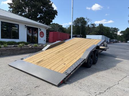 New 2027 Diamond C 8.5x24 Equipment, 18' Tilt, Drive-Over Fenders HXD210
