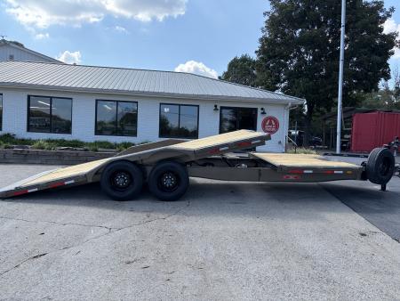 New 2027 Diamond C 8.5x24 Equipment, 18' Tilt, Drive-Over Fenders HXD210
