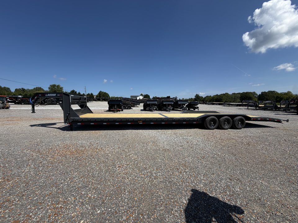 New 2027 Lamar 102" x 40' 21K GVWR Gooseneck Trailer