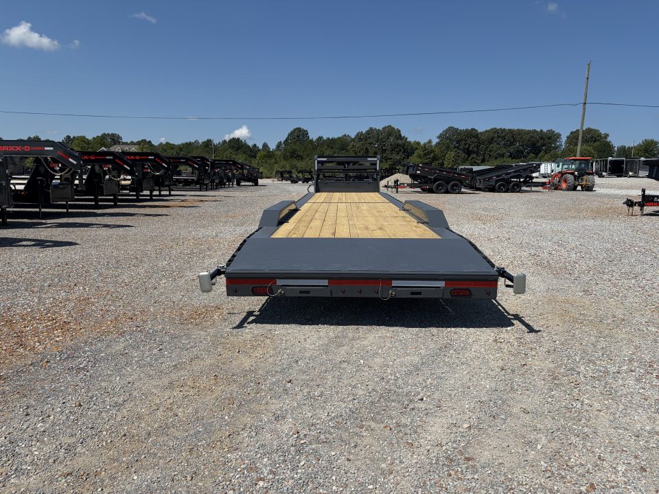 New 2027 Lamar 102" x 40' 21K GVWR Gooseneck Trailer