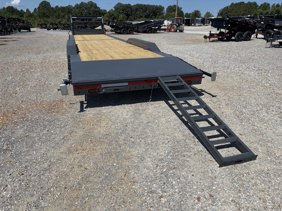 New 2027 Lamar 102" x 40' 21K GVWR Gooseneck Trailer