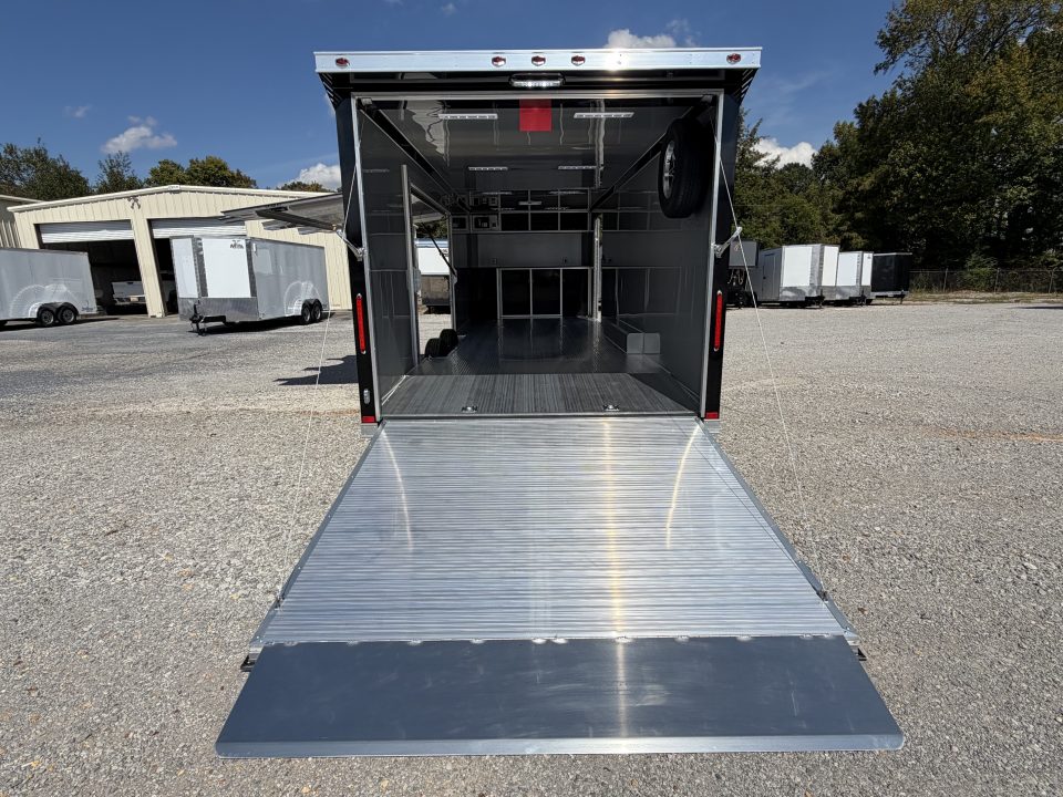 New 2027 8.5X28 inTech RACE TRAILER