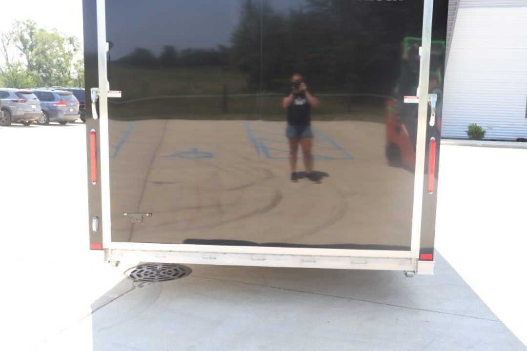 New 2027 8.5X28 inTech RACE TRAILER