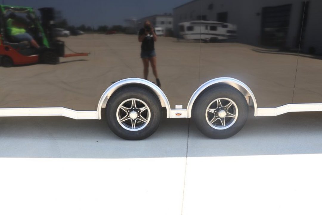 New 2027 8.5X28 inTech RACE TRAILER