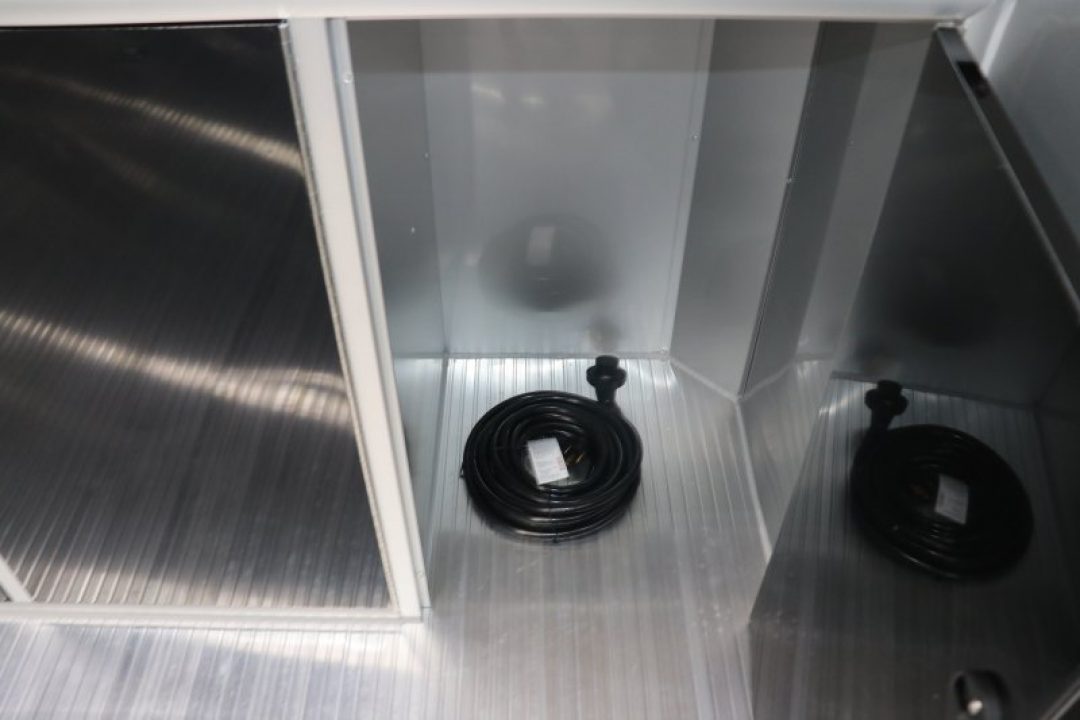 New 2027 8.5X28 inTech RACE TRAILER