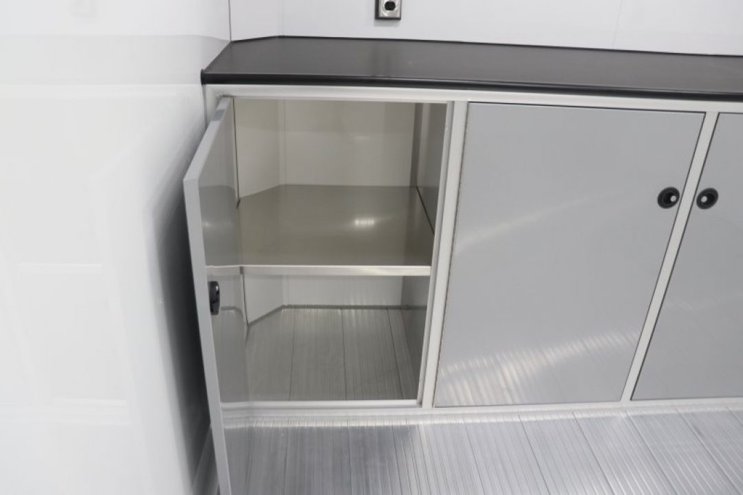 New 2027 8.5X24 iNTECH Racing Trailer