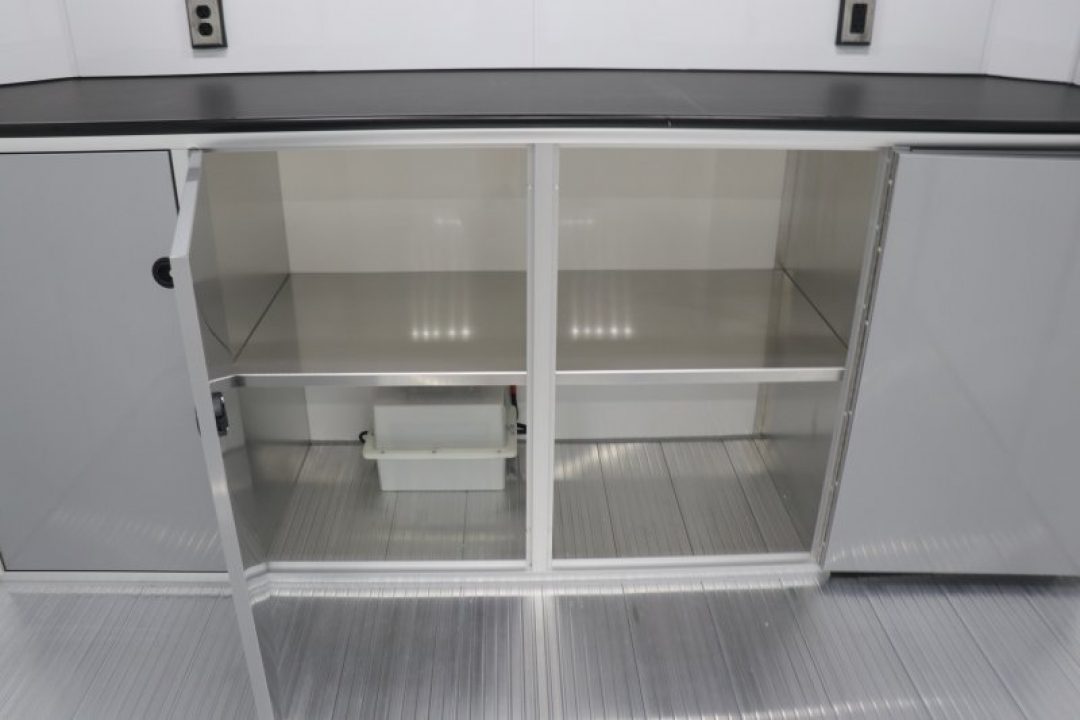 New 2027 8.5X24 iNTECH Racing Trailer