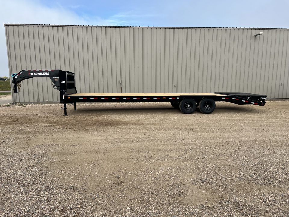 New 2027 PJ Trailers 30' Quest LQ Gooseneck Flatbed Trailer