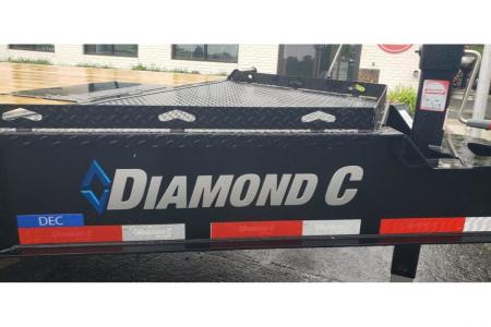 New 2027 Diamond C 8.5x24' Equipment, 5' Dove w/Ramps DEC207
