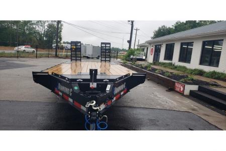 New 2027 Diamond C 8.5x24' Equipment, 5' Dove w/Ramps DEC207