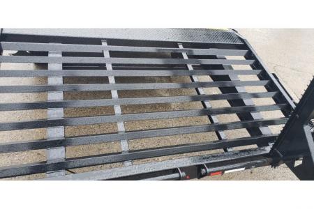 New 2027 Diamond C 8.5x24' Equipment, 5' Dove w/Ramps DEC207