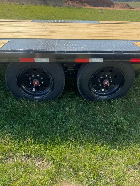 New 2027 Big Tex 102x40 Tandem 17.5K GN MAX RAMP