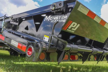 New 2027 8.5X40 PJ Gooseneck Equipment Trailer