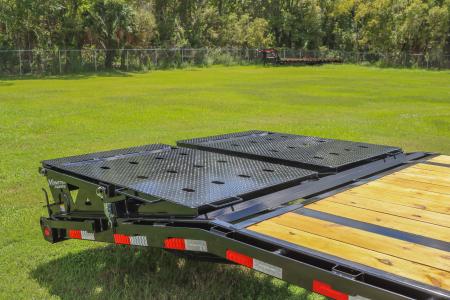 New 2027 8.5X40 PJ Gooseneck Equipment Trailer