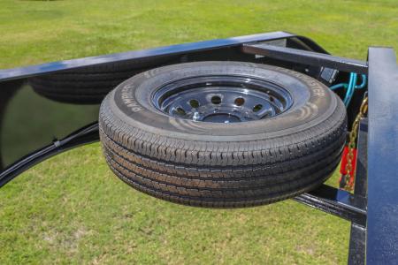 New 2027 8.5X40 PJ Gooseneck Equipment Trailer