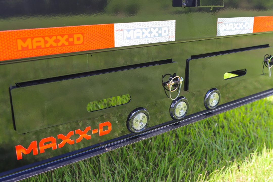 New 2027 8.5X40 MAXX-D GOOSENECK EQUIPMENT TRAILER