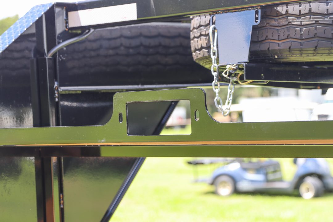 New 2027 8.5X40 MAXX-D GOOSENECK EQUIPMENT TRAILER