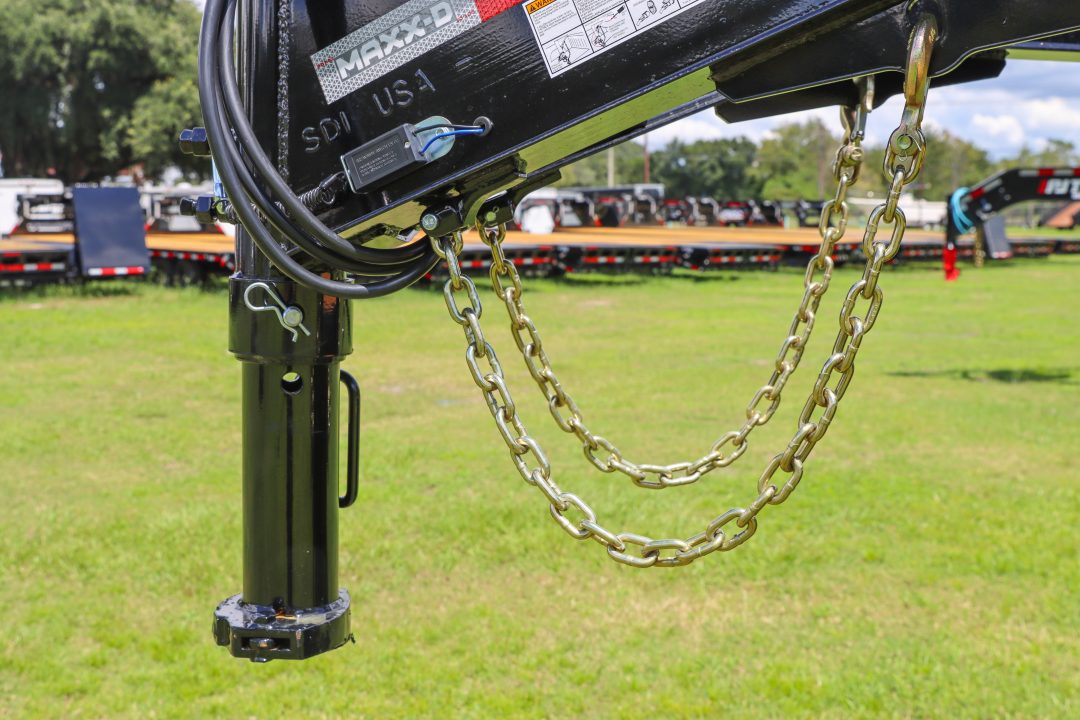 New 2027 8.5X40 MAXX-D GOOSENECK EQUIPMENT TRAILER