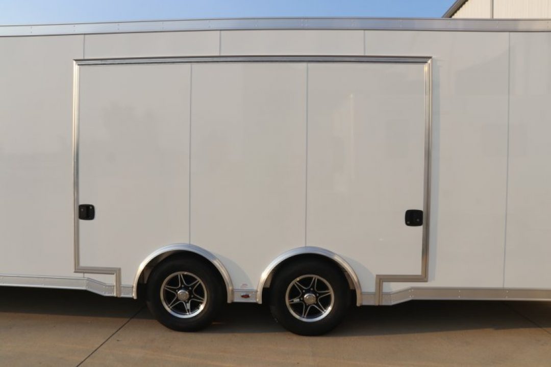 New 2027 8.5X28 inTech RACE TRAILER