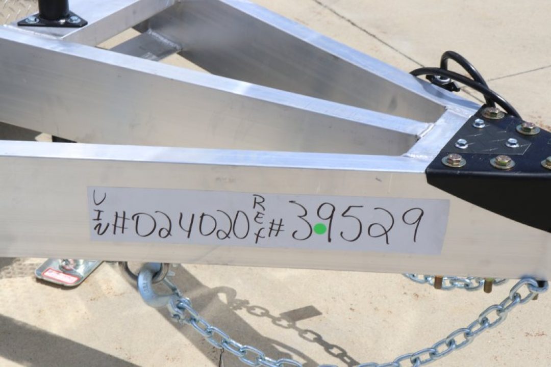 New 2027 8.5X28 inTech RACE TRAILER