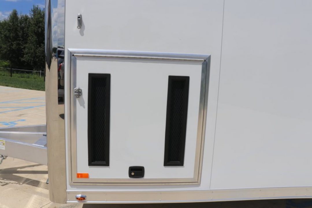 New 2027 8.5X28 inTech RACE TRAILER