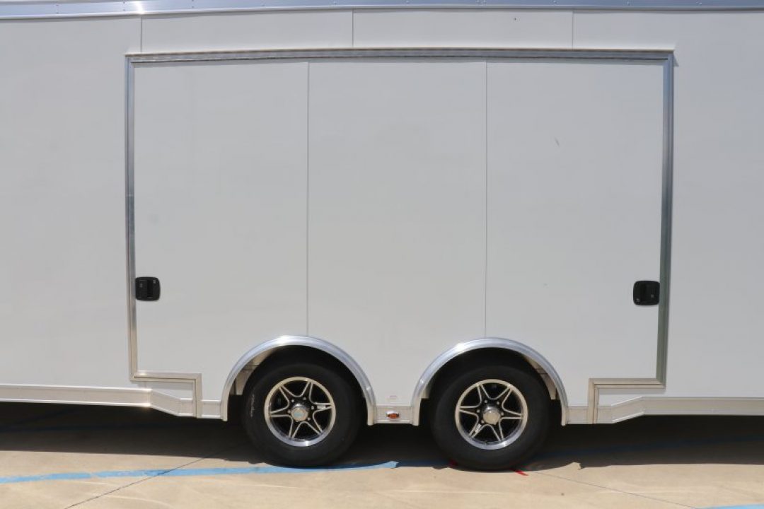 New 2027 8.5X28 inTech RACE TRAILER