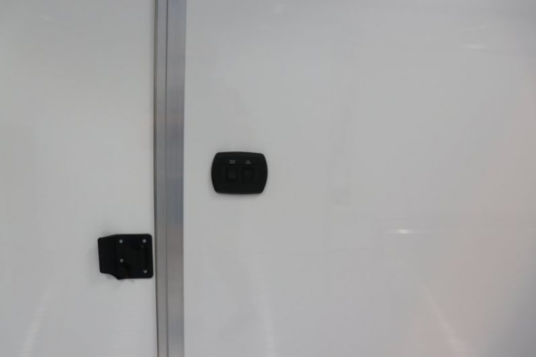 New 2027 8.5X28 inTech RACE TRAILER