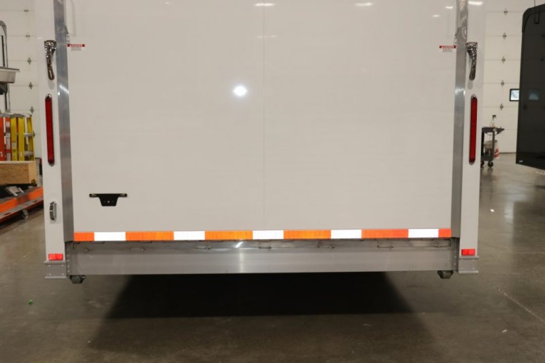 New 2027 8.5X32 iNTECH RACE TRAILER