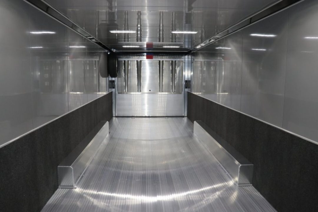 New 2027 8.5X32 iNTECH RACE TRAILER