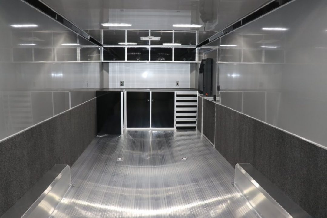 New 2027 8.5X32 iNTECH RACE TRAILER