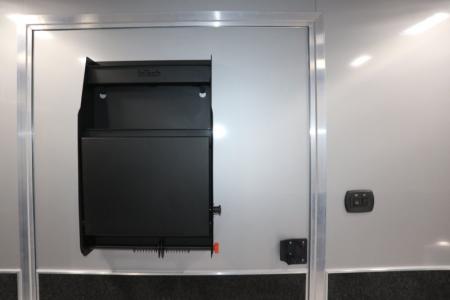 New 2027 8.5X32 iNTECH RACE TRAILER