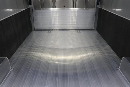 New 2027 8.5X32 iNTECH RACE TRAILER