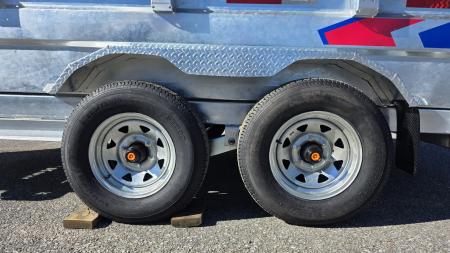 New 2026 K-Trail 6X12 RS 10K Galvanized Dump Trailer w/ Ramps, Hydro Jack, Tarp Kit, Tool Tray and Spare Tire