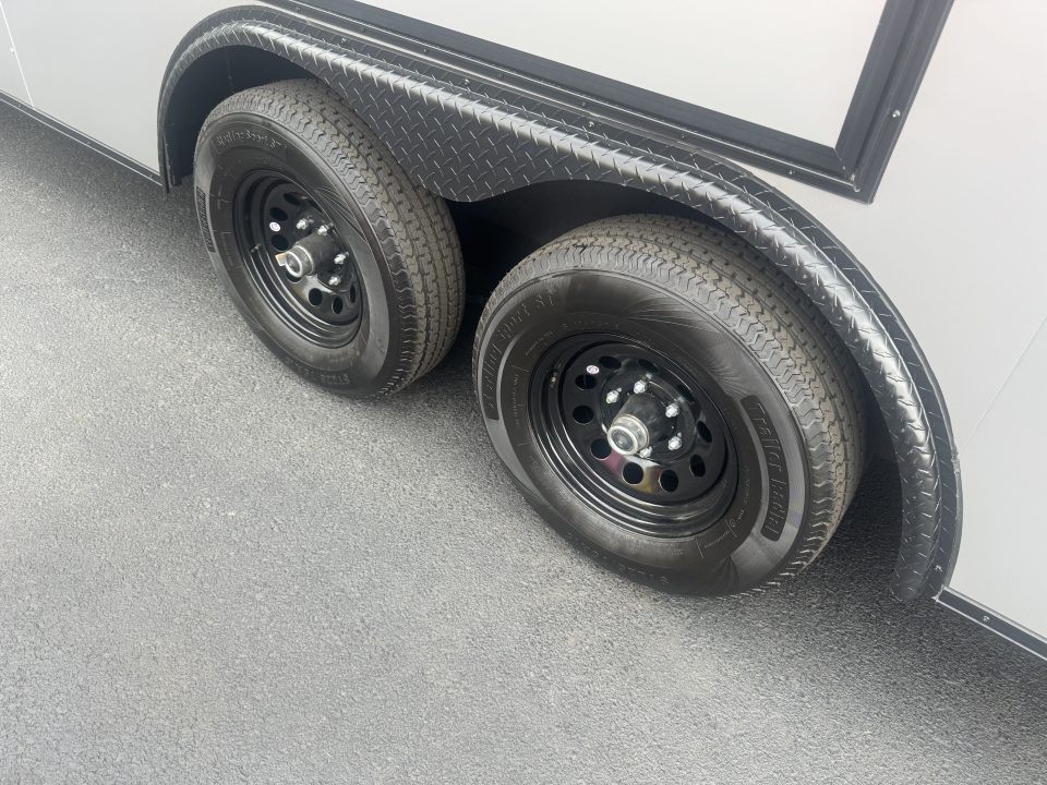 New 2027 Spartan Cargo SP8.5X22TA Cargo / Enclosed Trailer *SILVER W/ BLACKOUT