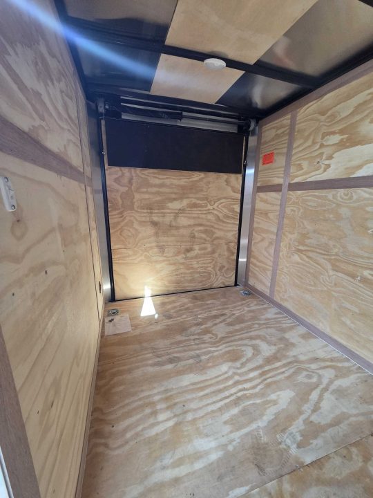 2027 Continental Cargo TXVHW610SA photo 5