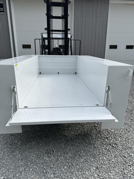 New Monroe Truck Equipment MSS Premier 8' SRW Service Body, Master Locks, Lighted Compartments