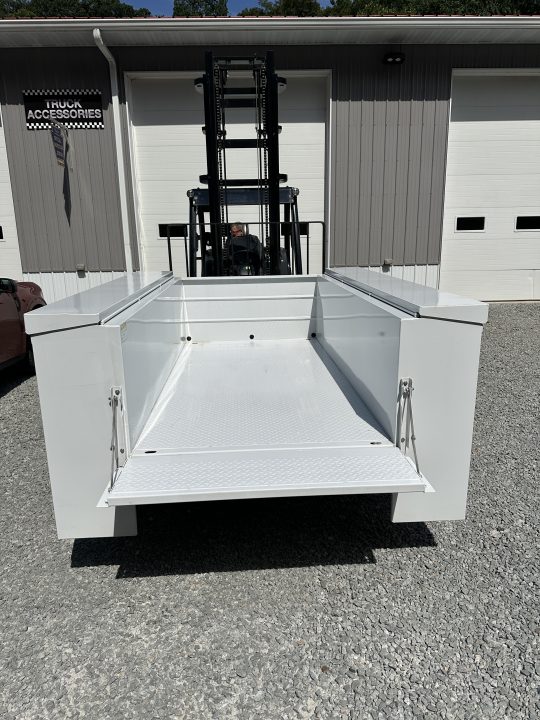 New Monroe Truck Equipment MSS Pro 8' SRW Service Bodies, with Flip Tops