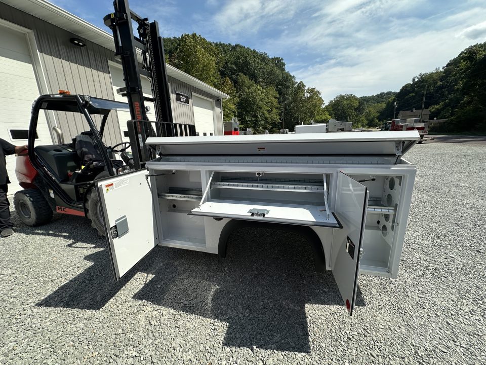 New Monroe Truck Equipment MSS Pro 8' SRW Service Bodies, with Flip Tops