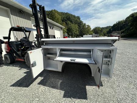 New Monroe Truck Equipment MSS Pro 8' SRW Service Bodies, with Flip Tops