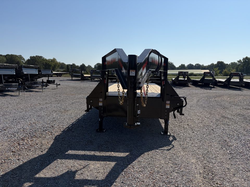 New 2027 MAXXD 102"X25' 17.5K Gooseneck Flatbed Trailer