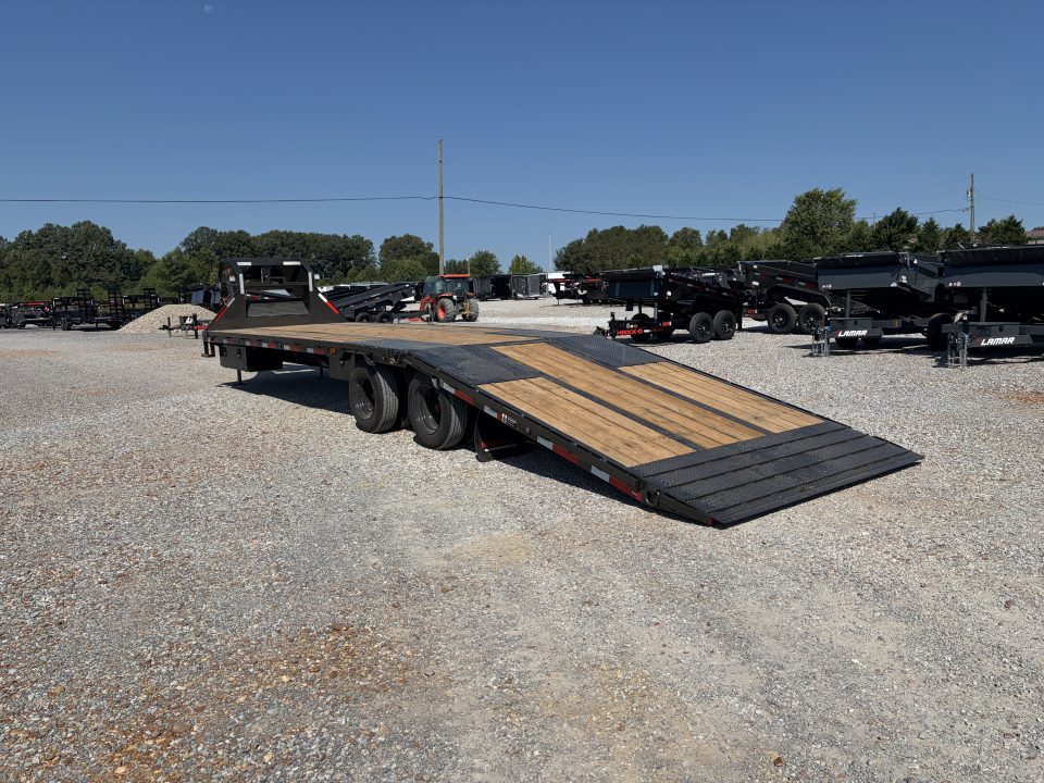New 2027 MAXXD 102"X32' 30K Hydraulic Dovetail Gooseneck Trailer
