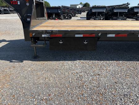 New 2027 MAXXD 102"X32' 30K Hydraulic Dovetail Gooseneck Trailer