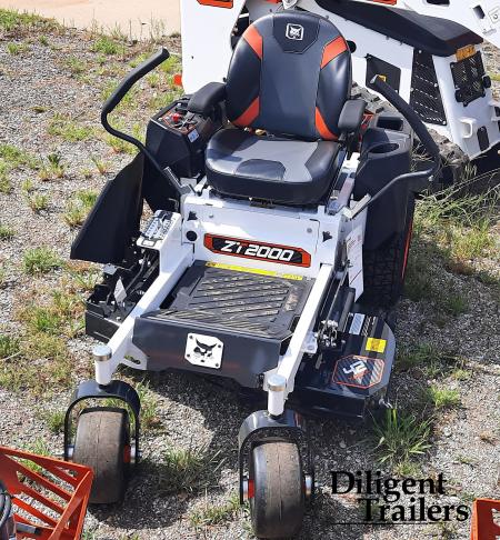 New Bobcat ZT2000 42  Zero Turn Lawn Mower