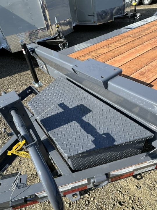 New 2026 Versatile Trailers HD8.5X24/14KRC Flatbed Trailer
