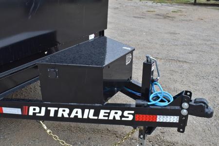 New 2027 PJ Trailers D714-4FT-14K