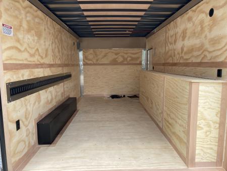 New United Trailers UXT-8.5X16 Contractor