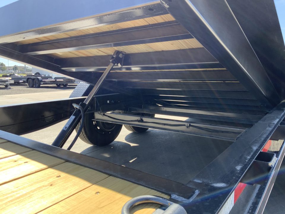 New 2027 Diamond C Trailers 82 X 22 HDT210 Equipment Tilt Trailer