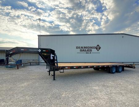 New 2027 Diamond T 102 in x 32 ft Dual Tandem Flatdeck GVWR 24000 Maxx Ramps Flatbed Trailer