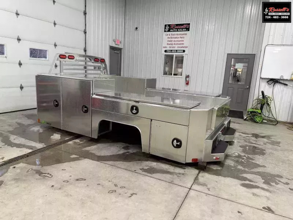 New Martin Truck Bodies Aluminum Gooseneck Service Body DRW 84" CA Cab and Chassis SMOOTH APPEARANCE Gooseneck Bodies